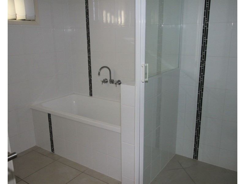 61 Amalfi Drive, Zilzie QLD 4710