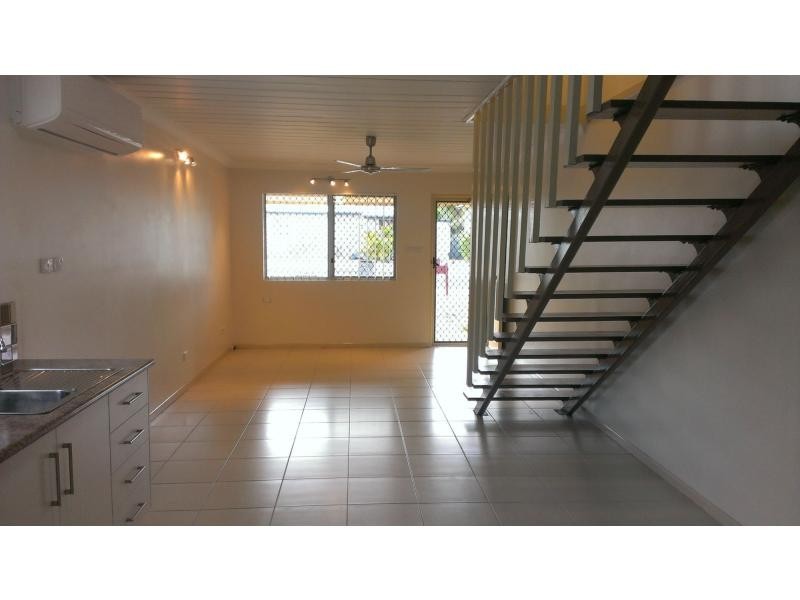 Unit 2/397 Diplock Street, Frenchville QLD 4701