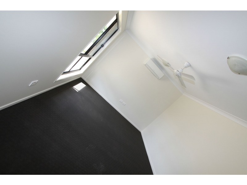 131 Water Street, Berserker QLD 4701