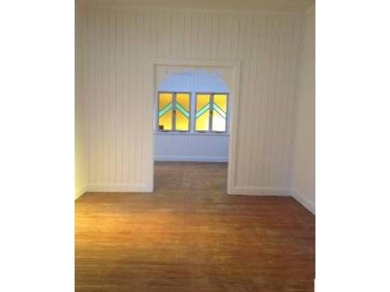 22 Edwin Street, Berserker QLD 4701
