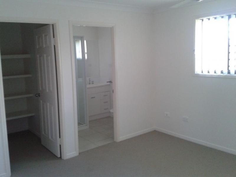 107 Capricorn Street, Warra Gardens, Gracemere QLD 4702