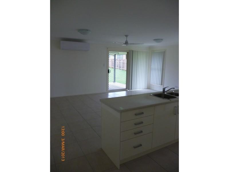 17 CHERRYFIELD Road, Gracemere QLD 4702