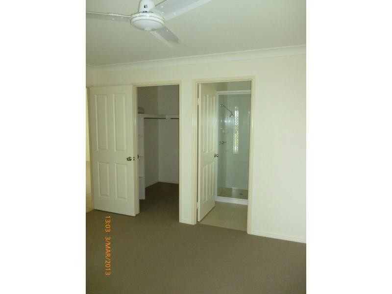 17 CHERRYFIELD Road, Gracemere QLD 4702