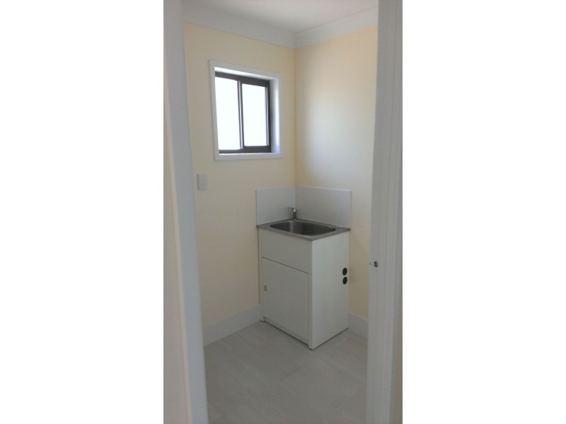 1/7 Snell Street, Koongal QLD 4701