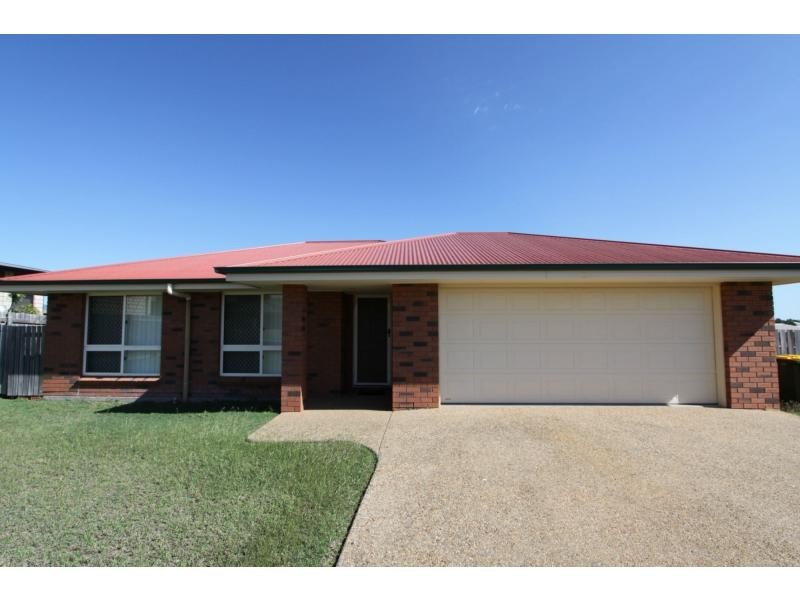 17 William Close, Gracemere QLD 4702