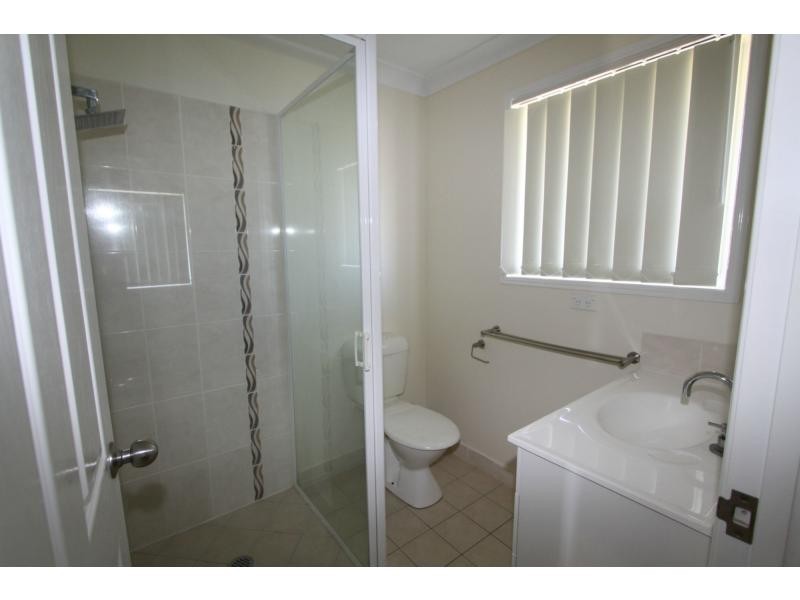 17 William Close, Gracemere QLD 4702