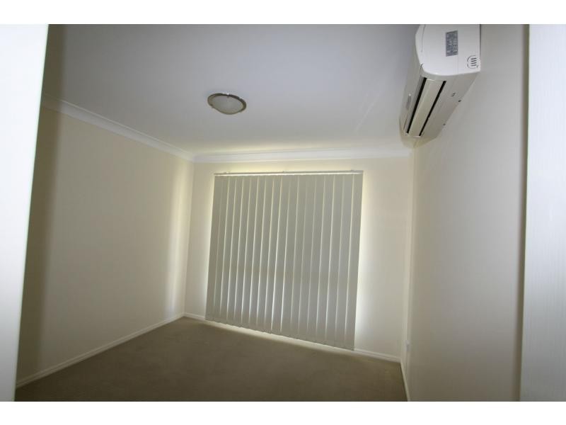 17 William Close, Gracemere QLD 4702