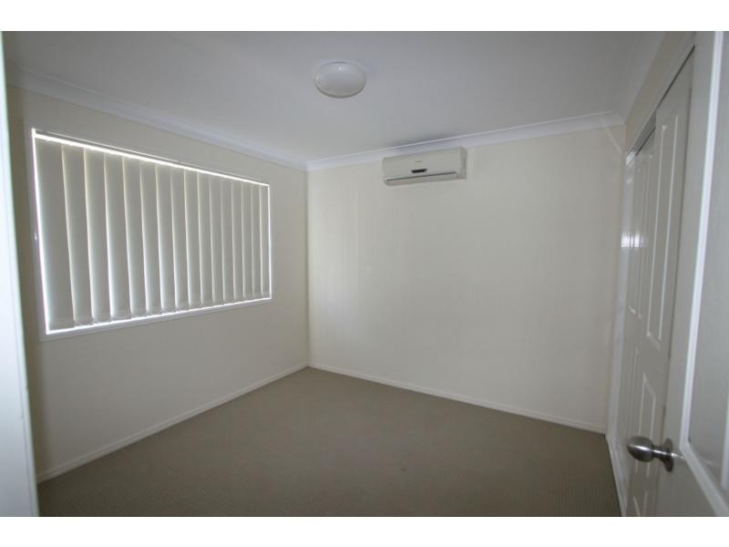 17 William Close, Gracemere QLD 4702