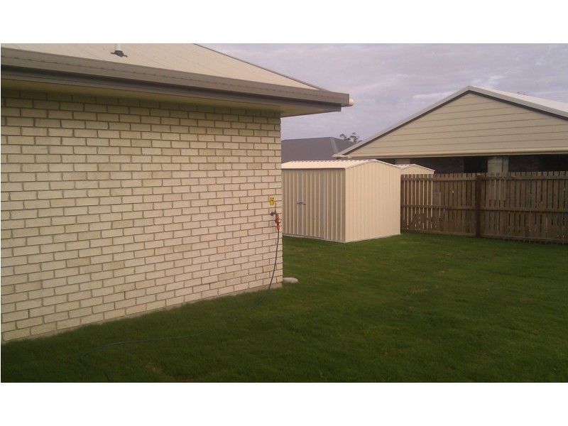 12 Jane Crescent, Gracemere QLD 4702
