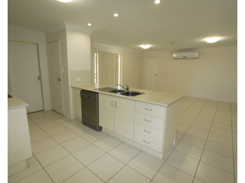 19 Bronco Crescent, Gracemere QLD 4702