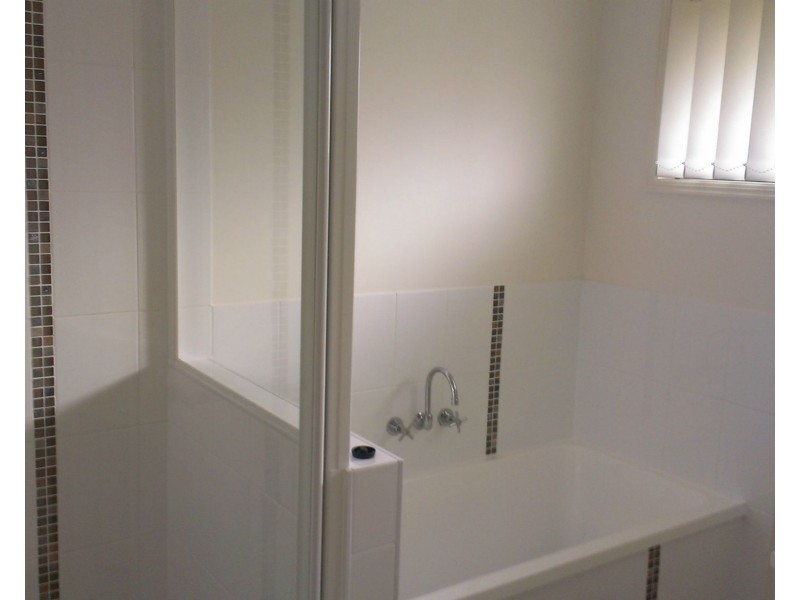 32 Audrey Drive St, Gracemere QLD 4702