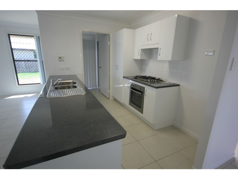 43 Amalfi Drive, Zilzie QLD 4710