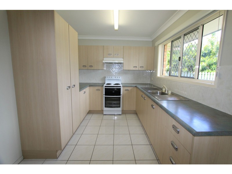 9 Kawana Close, Kawana QLD 4701