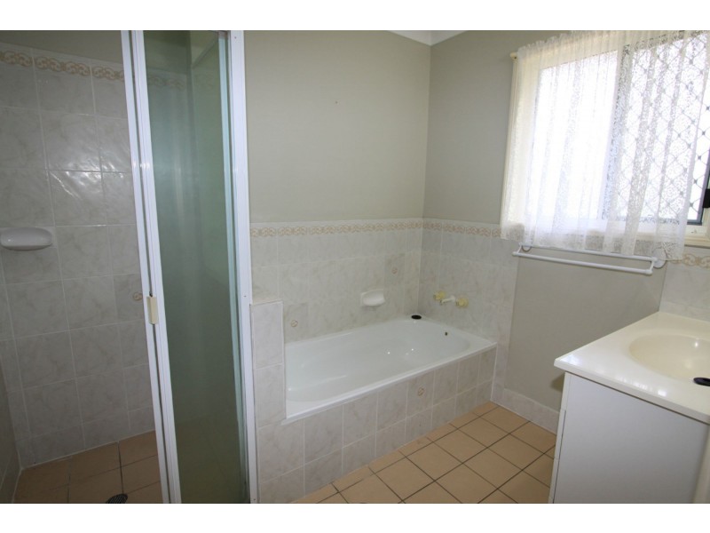 9 Kawana Close, Kawana QLD 4701