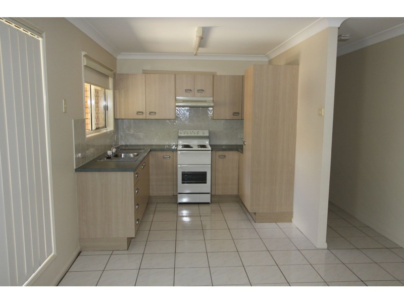 9 Kawana Close, Kawana QLD 4701