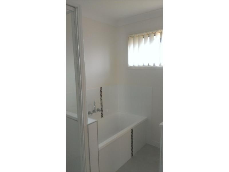 6 Fillwood Court, Gracemere QLD 4702