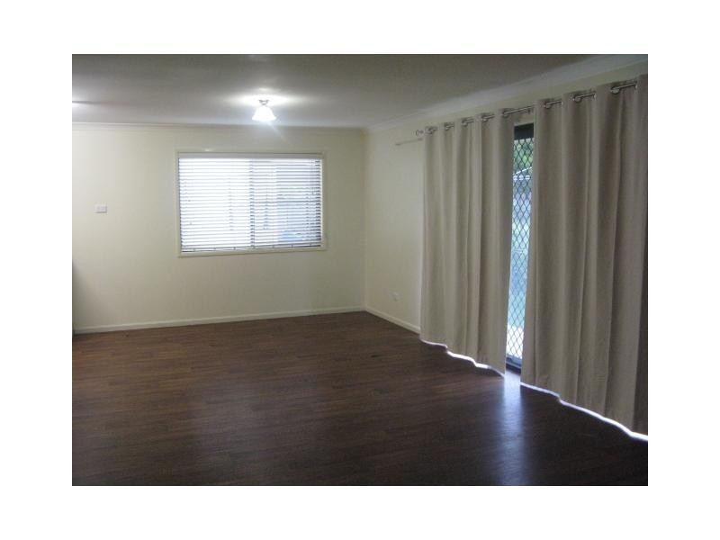 18 Harbourne Street, Koongal QLD 4701