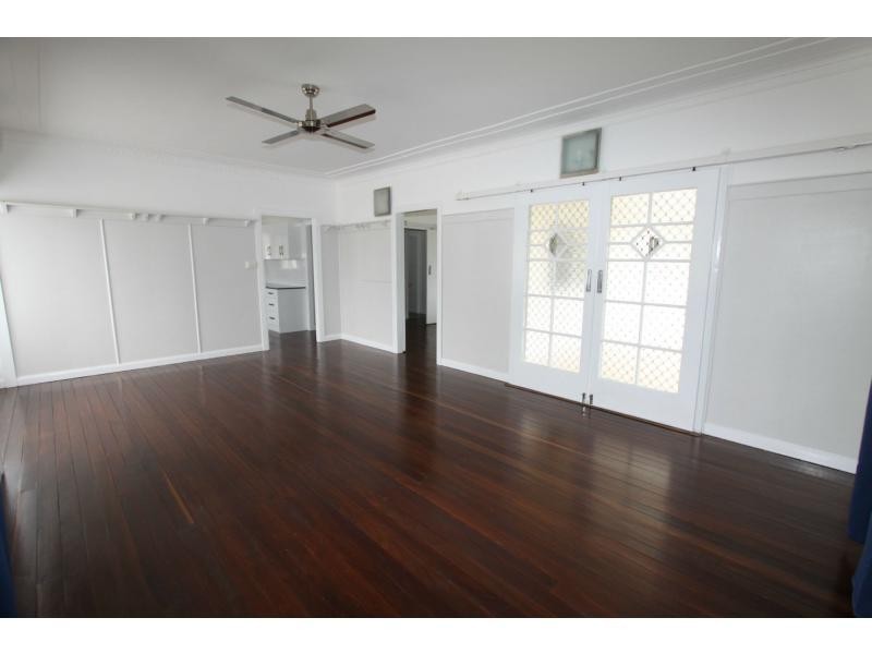 17 Spencer Street, The Range QLD 4700