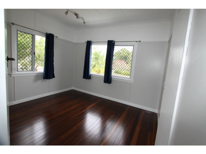 17 Spencer Street, The Range QLD 4700