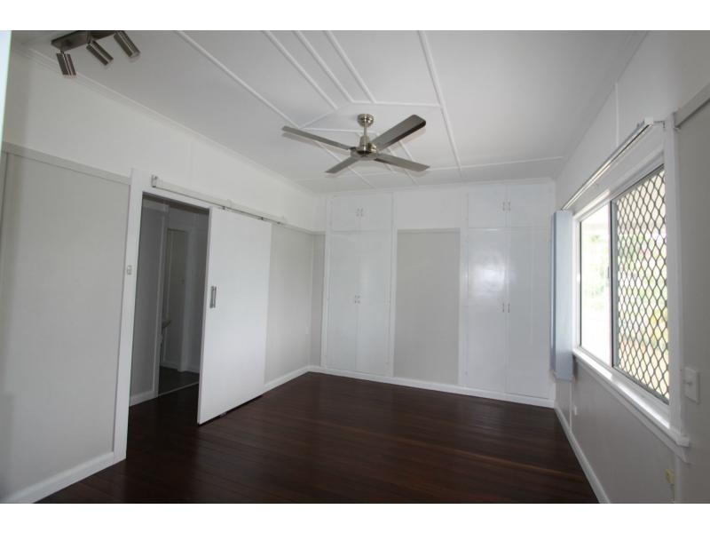 17 Spencer Street, The Range QLD 4700