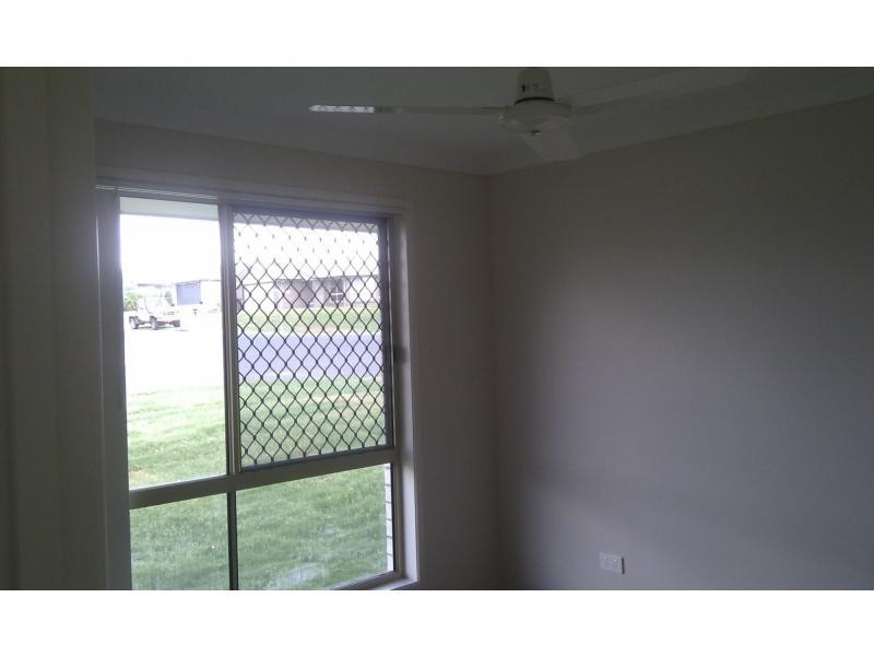 50 Riley Drive, Gracemere QLD 4702