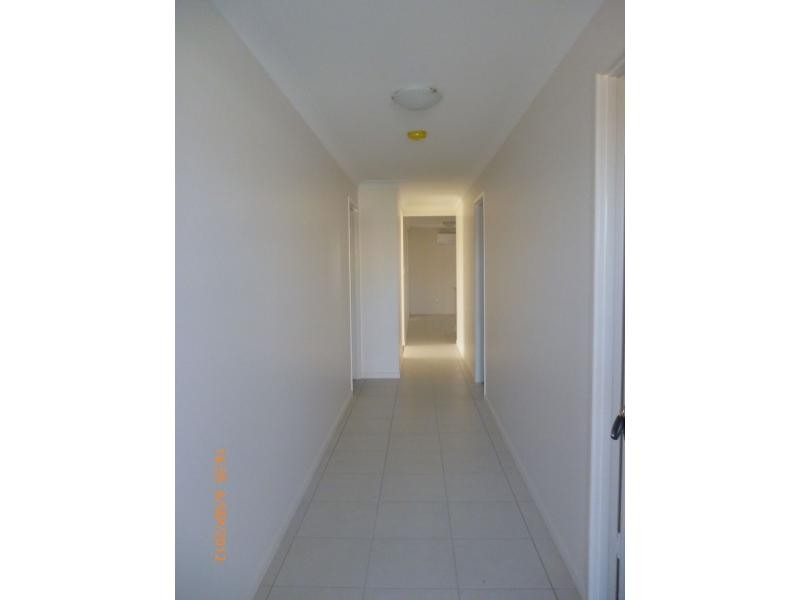 1 Jane Crescent, Warraburra Estate, Gracemere QLD 4702