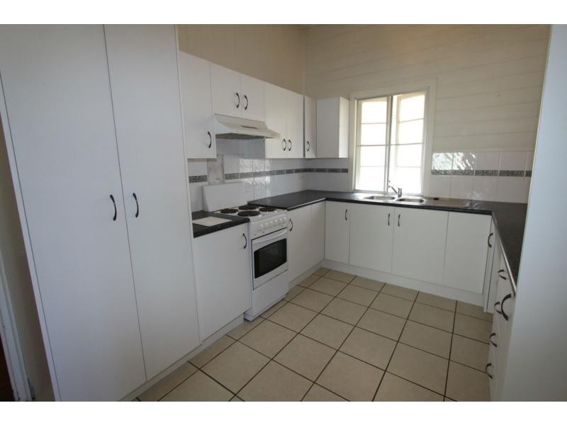 52 Larnach Street, Allenstown QLD 4700