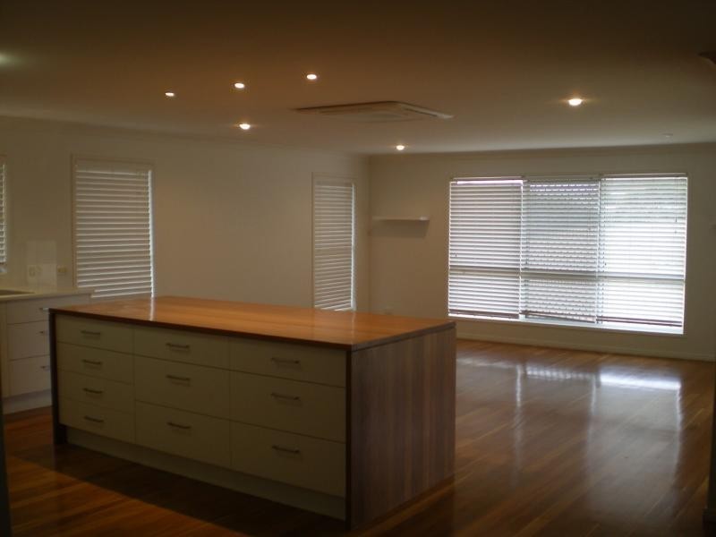 24 Kristie Drive, Rockyview QLD 4701