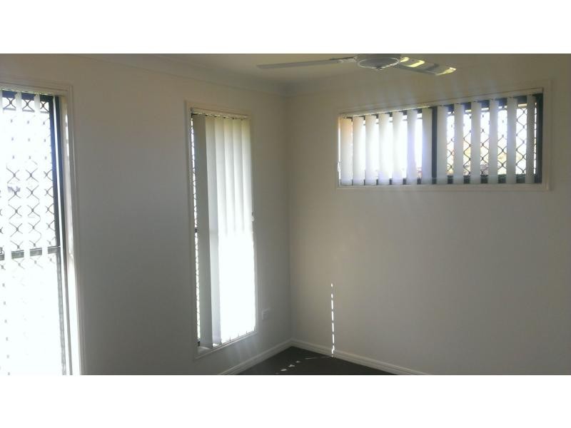 30 Owen Avenue, Gracemere QLD 4702