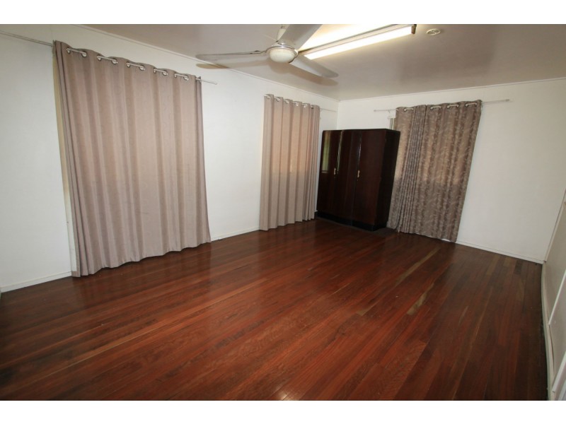 247 Lakes Creek Road, Berserker QLD 4701