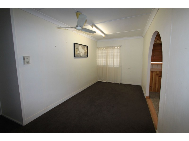 247 Lakes Creek Road, Berserker QLD 4701