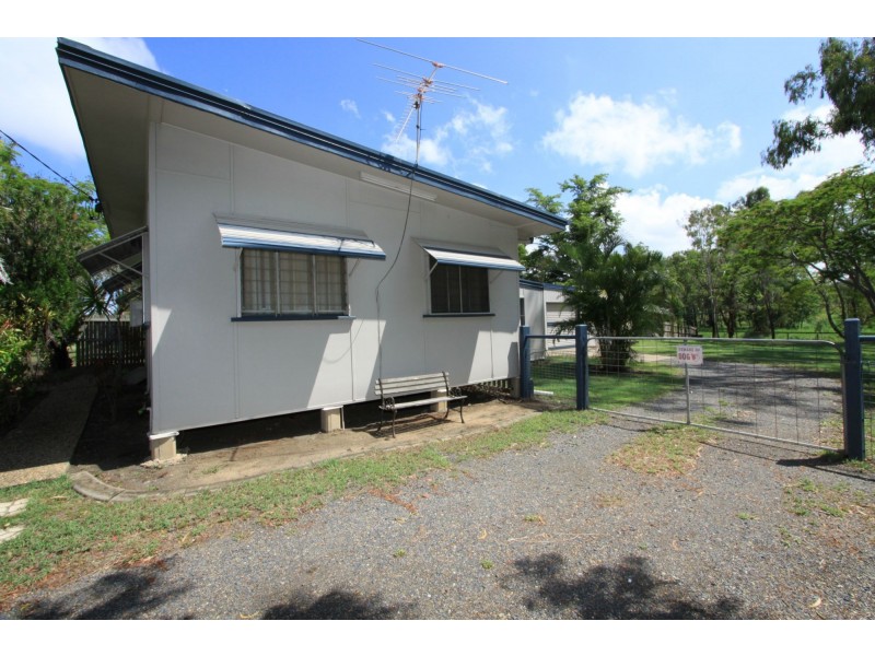 247 Lakes Creek Road, Berserker QLD 4701