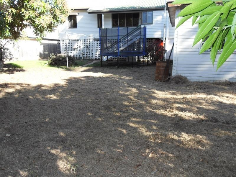 4 JONES Street, Wandal QLD 4700