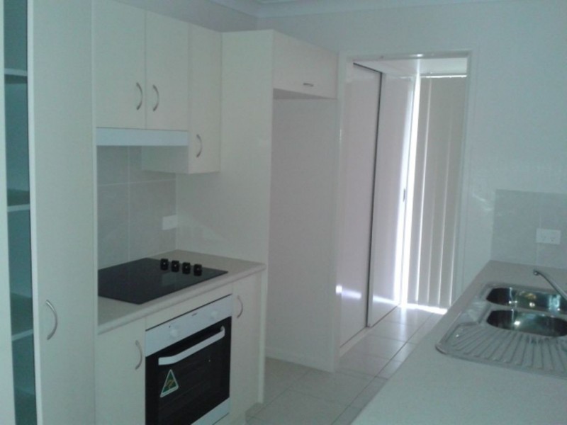 17 Bronco Crescent, Gracemere QLD 4702