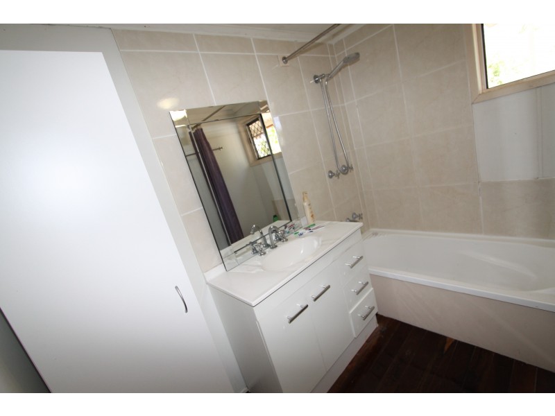 139 Rundle Street, Wandal QLD 4700