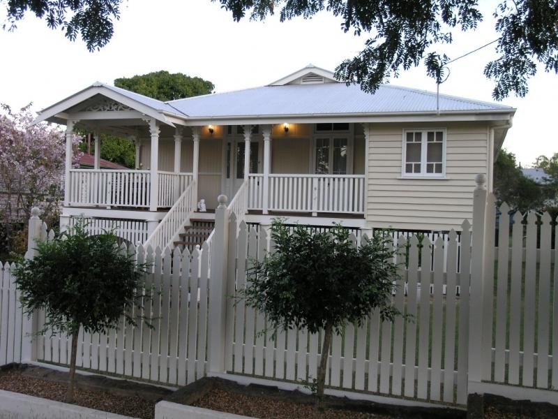 5 ELGIN Street, The Range QLD 4700