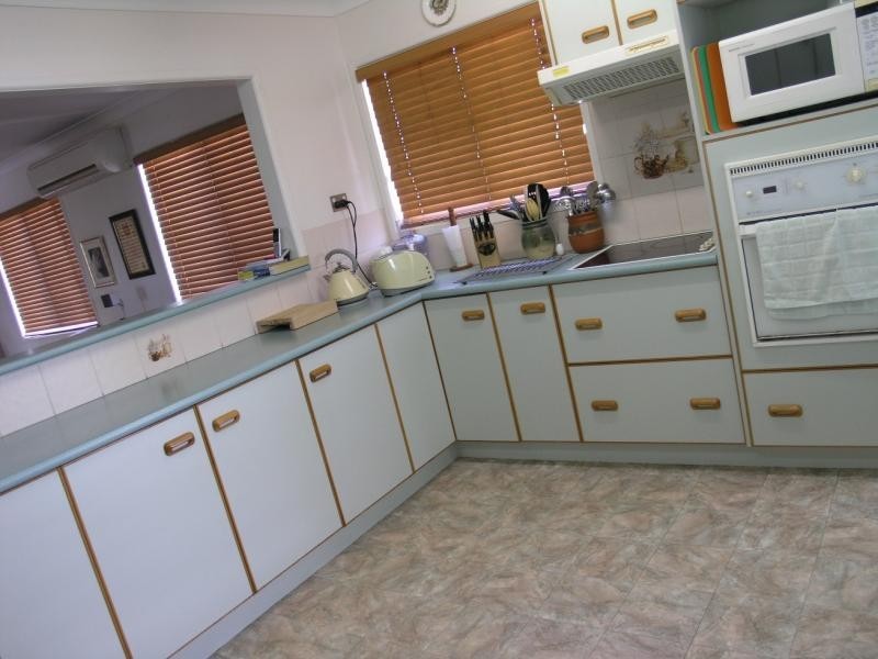 15 SKYRING Street, Wandal QLD 4700