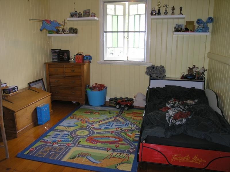 271 WILLIAM Street, The Range QLD 4700