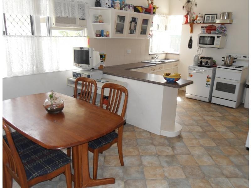 26 Hollingsworth Street, Kawana QLD 4701