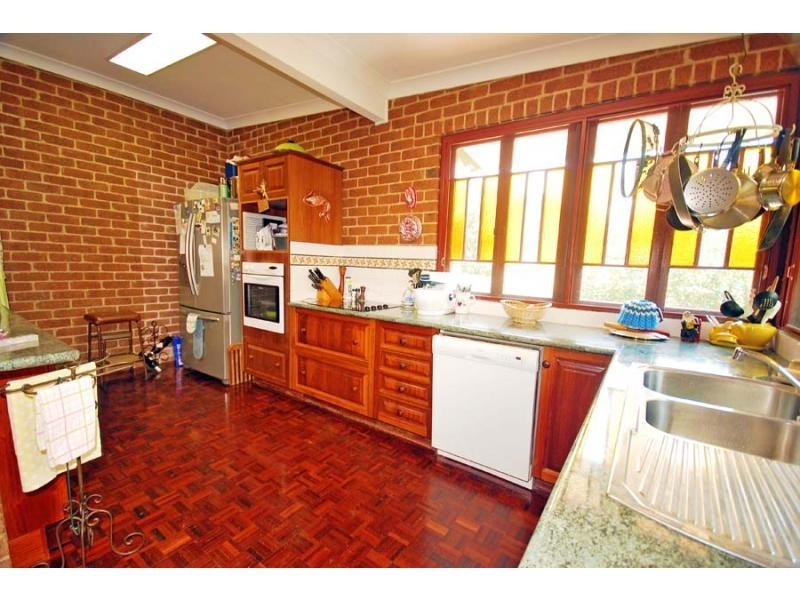 35 Agnes Street, The Range QLD 4700