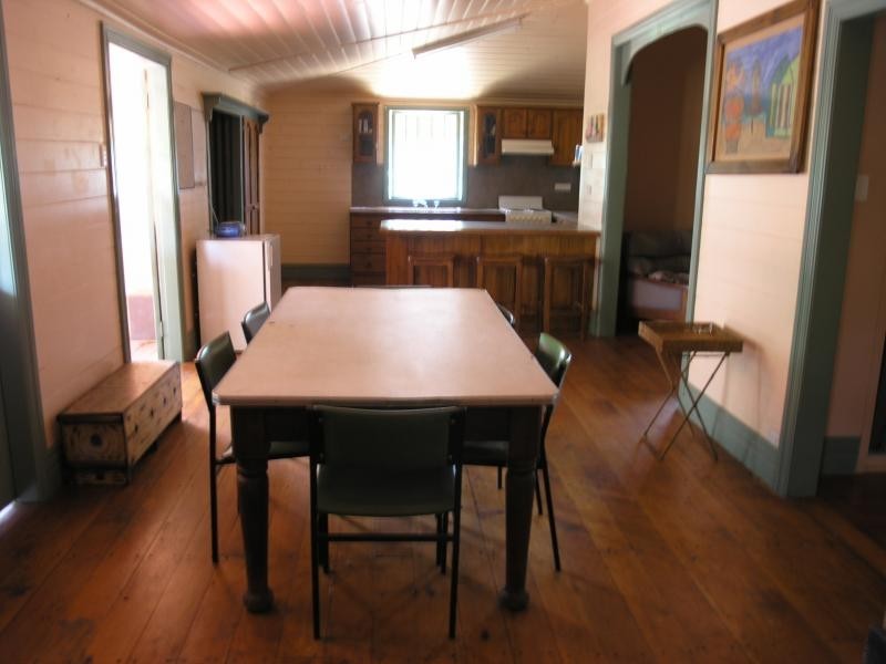 280 East Street, Depot Hill QLD 4700