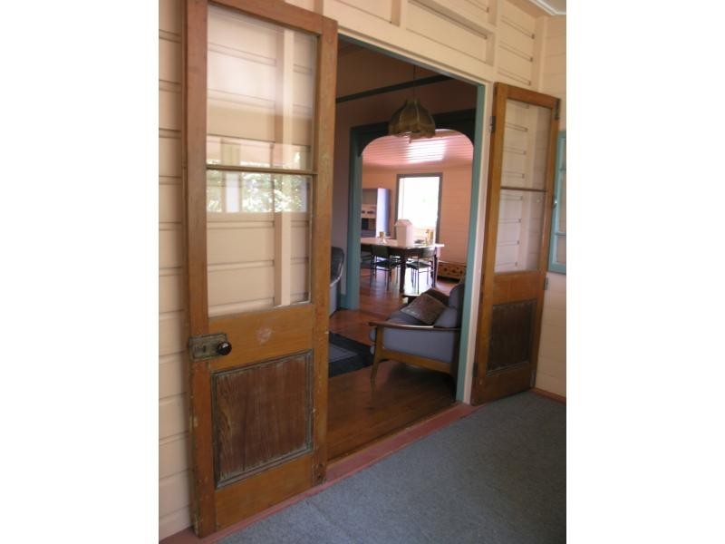 280 East Street, Depot Hill QLD 4700