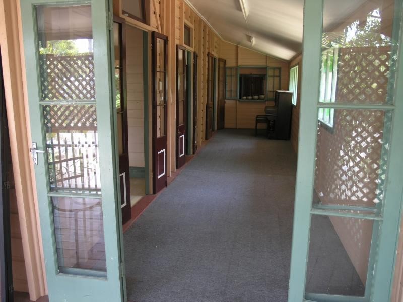280 East Street, Depot Hill QLD 4700