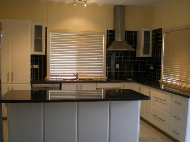 332 lower dawson Road, Allenstown QLD 4700