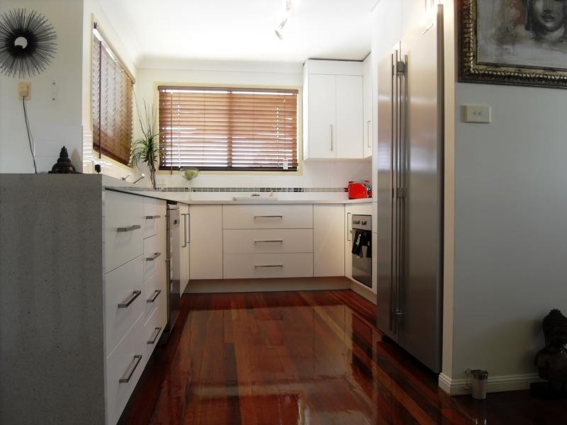 6 Thorsen Close, Gracemere QLD 4702