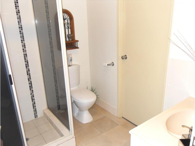 6 Thorsen Close, Gracemere QLD 4702