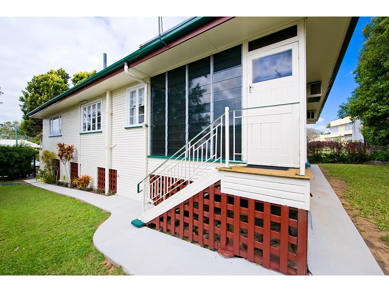 10 Craigilee Street, The Range QLD 4700