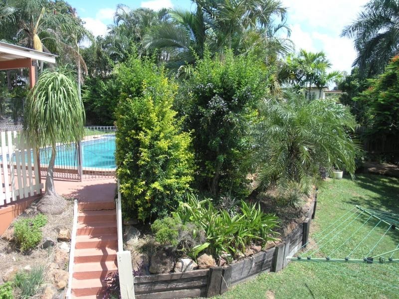 24 Nathan Street, The Range QLD 4700