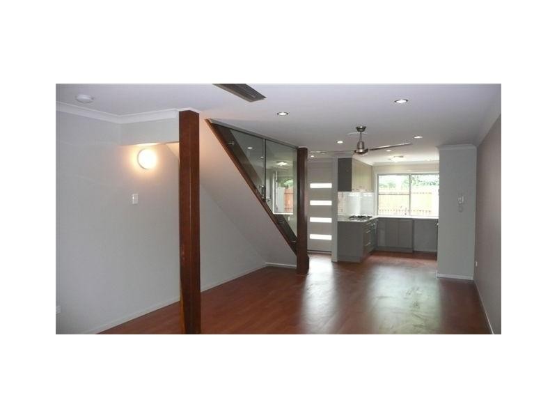 85 Painswick Street, Berserker QLD 4701