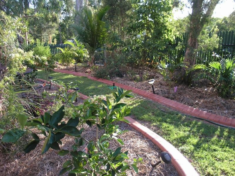 15 Jeffries Street, The Range QLD 4700